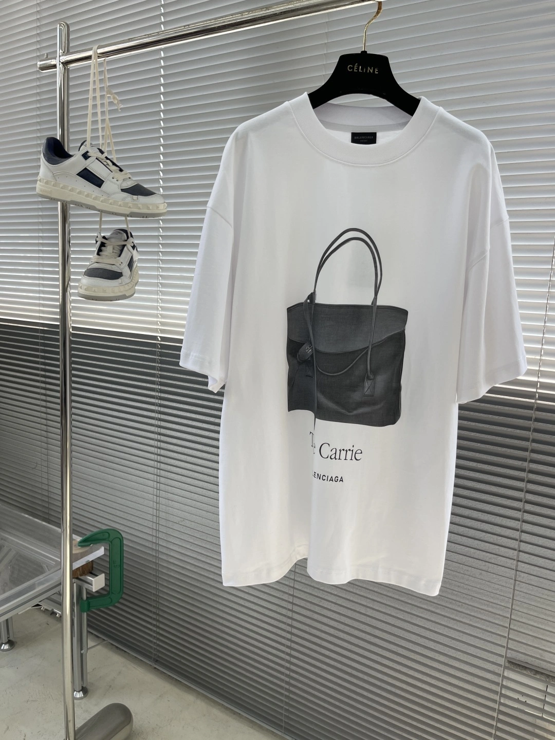 wg.luxury- 218593i16 oversized item:E-F443E1030